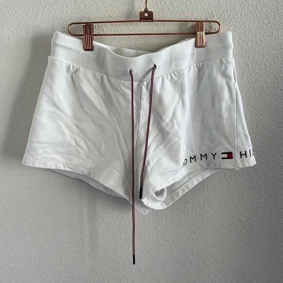 Tommy Hilfiger White Elastic Waist Pull On Spellout Branded Lounge Shorts Small - Picture 1 of 5